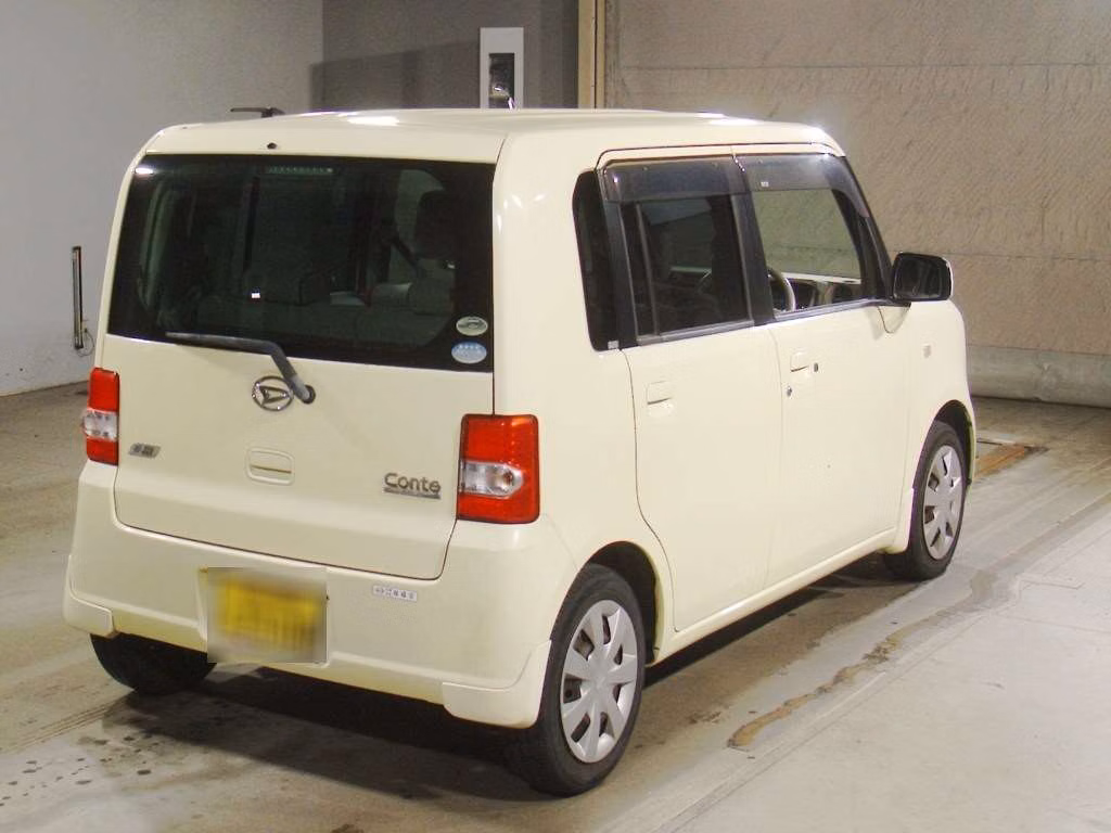DAIHATSU MOVE CONTE