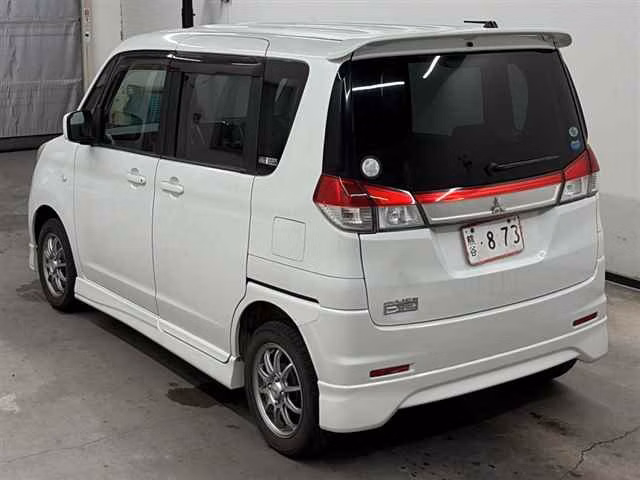 MITSUBISHI DELICA D:2