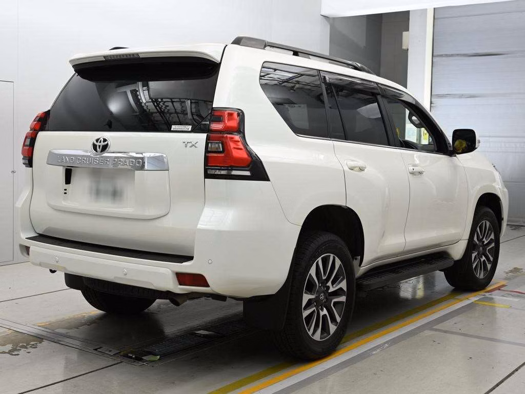 TOYOTA LAND CRUISER PRADO