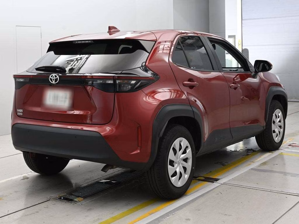 TOYOTA YARIS CROSS