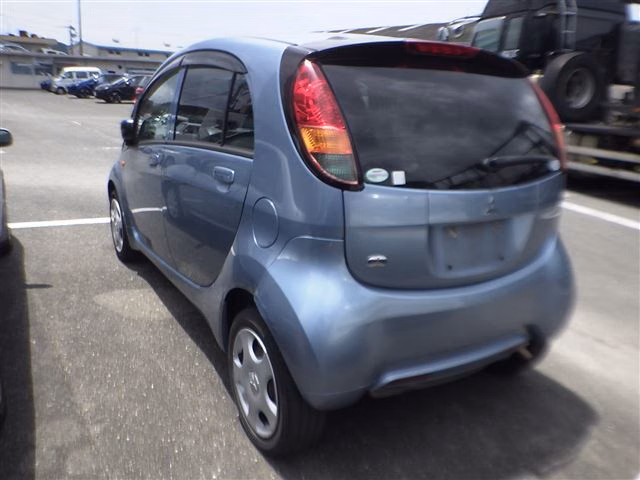 MITSUBISHI I