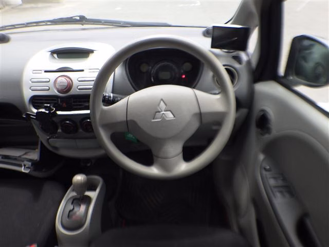 MITSUBISHI I