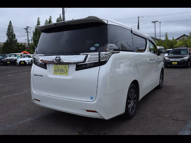 TOYOTA VELLFIRE