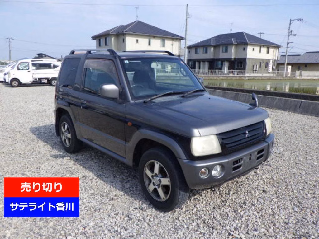 MITSUBISHI PAJERO MINI