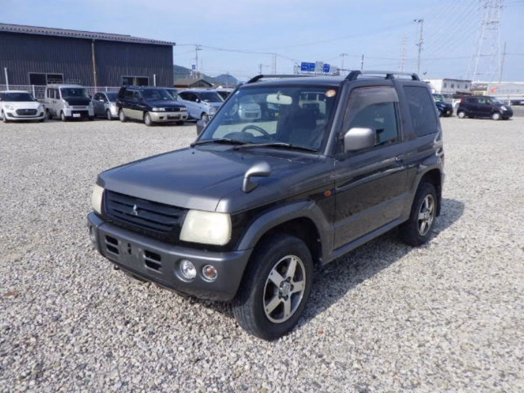 MITSUBISHI PAJERO MINI