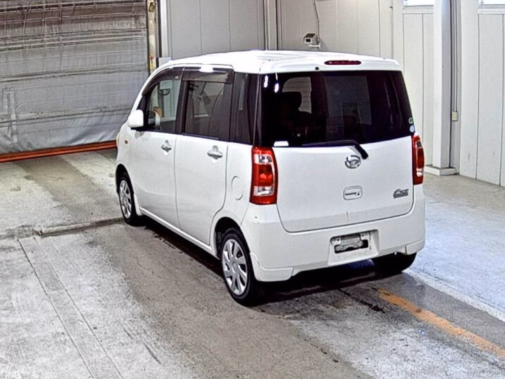 DAIHATSU TANTO EXE