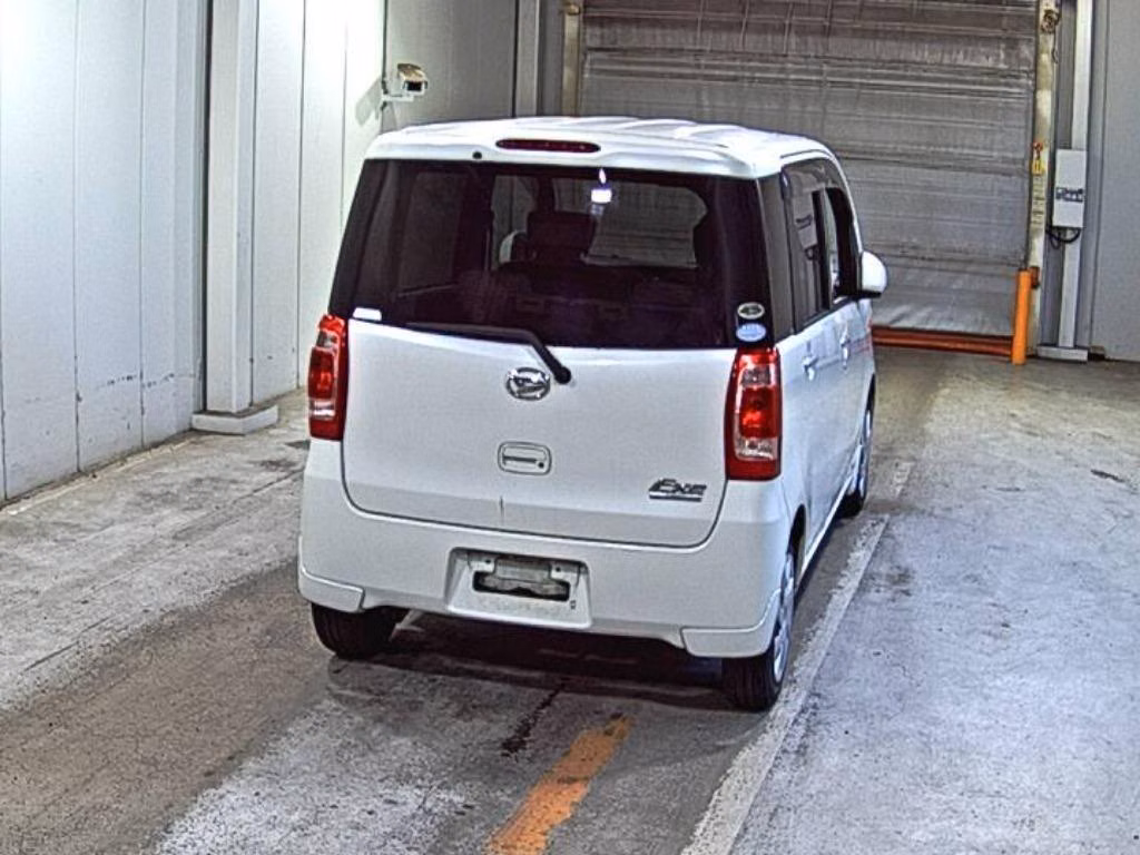 DAIHATSU TANTO EXE
