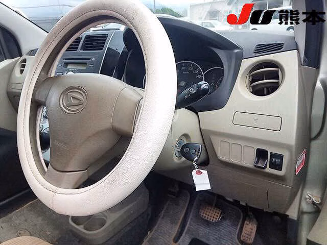 DAIHATSU MIRA
