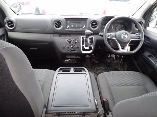 NISSAN CARAVAN