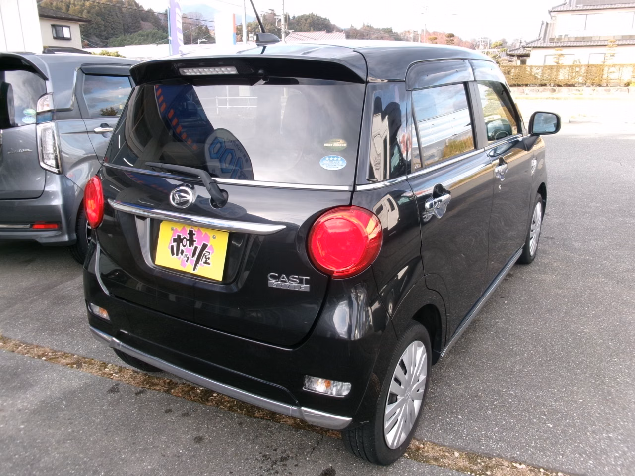 DAIHATSU CAST