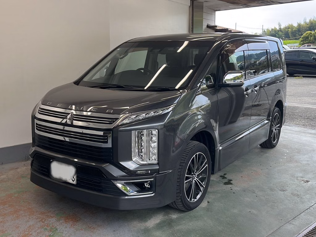 MITSUBISHI DELICA D:5