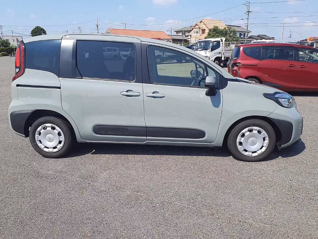 TOYOTA SIENTA