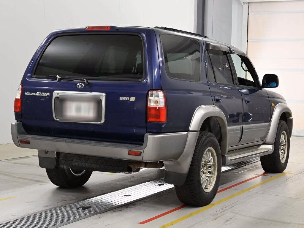 TOYOTA HILUX SURF