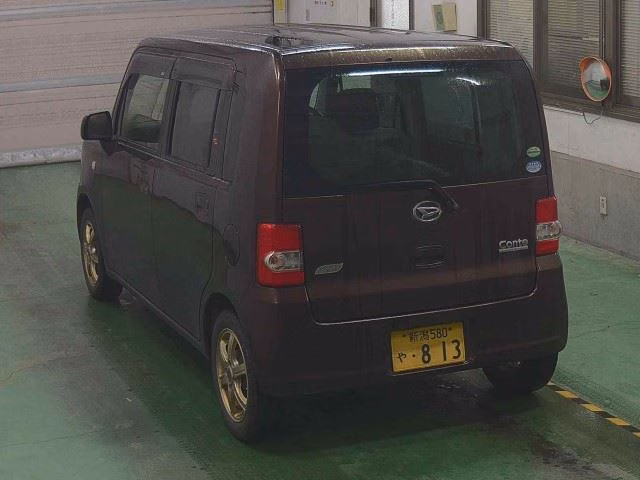 DAIHATSU MOVE CONTE
