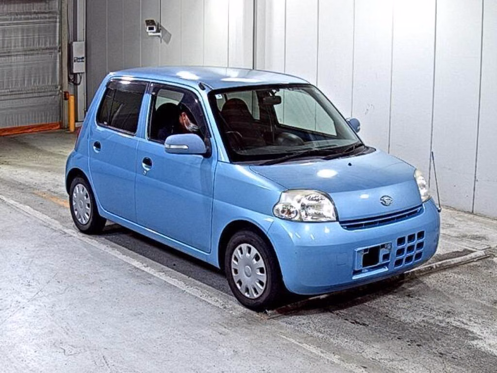 DAIHATSU ESSE