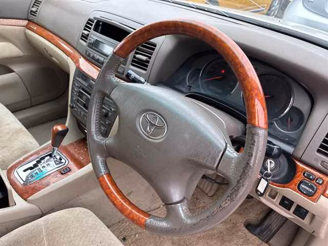 TOYOTA MARK II