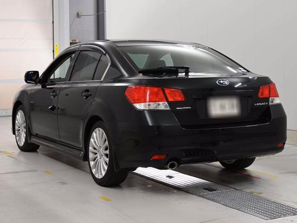 SUBARU LEGACY B4