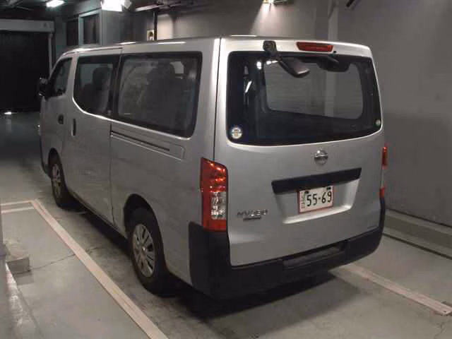 NISSAN NV350 CARAVAN