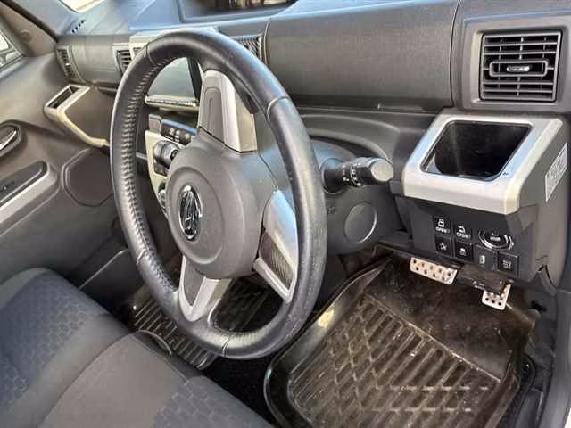 DAIHATSU WAKE