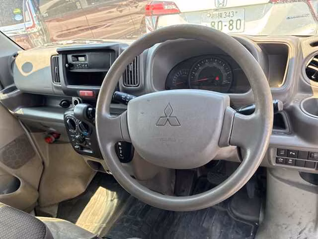 MITSUBISHI MINICAB