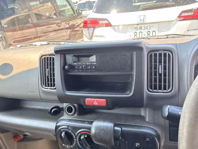 MITSUBISHI MINICAB
