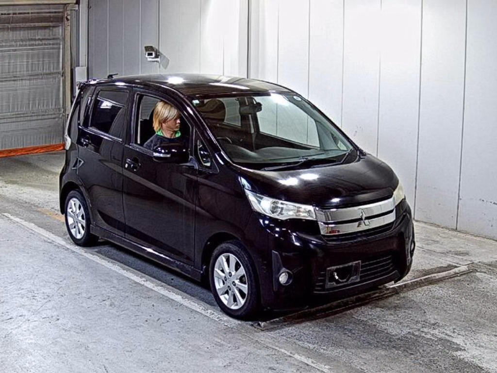 MITSUBISHI EK CUSTOM