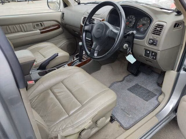 NISSAN TERRANO REGULUS