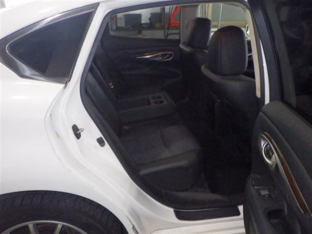 NISSAN FUGA