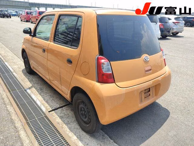DAIHATSU ESSE