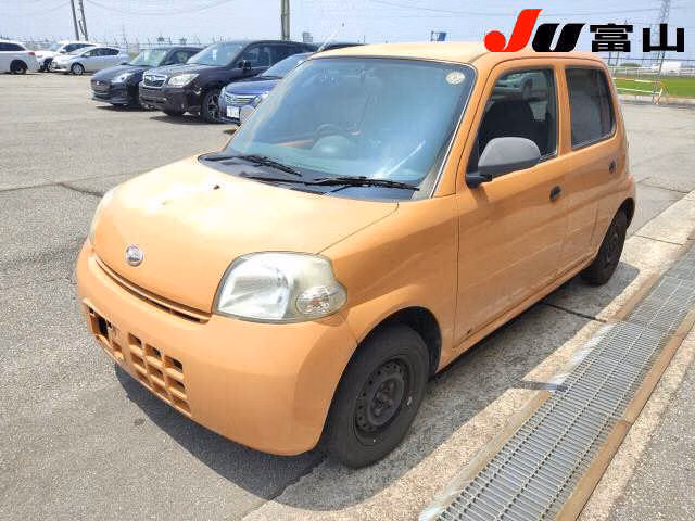 DAIHATSU ESSE