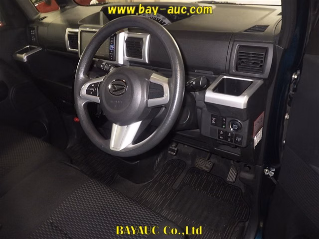 DAIHATSU WAKE