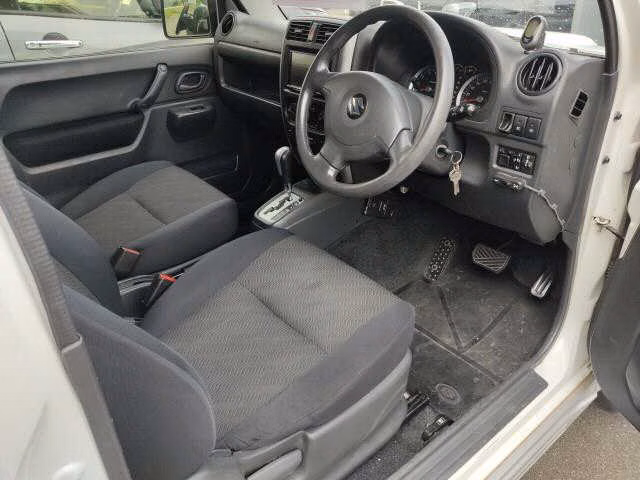 SUZUKI JIMNY SIERRA