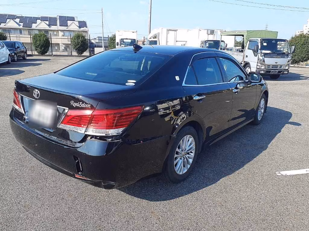 TOYOTA CROWN