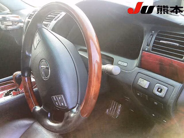 LEXUS LS460