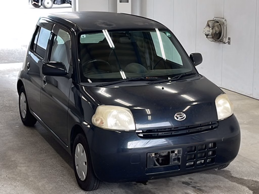 DAIHATSU ESSE