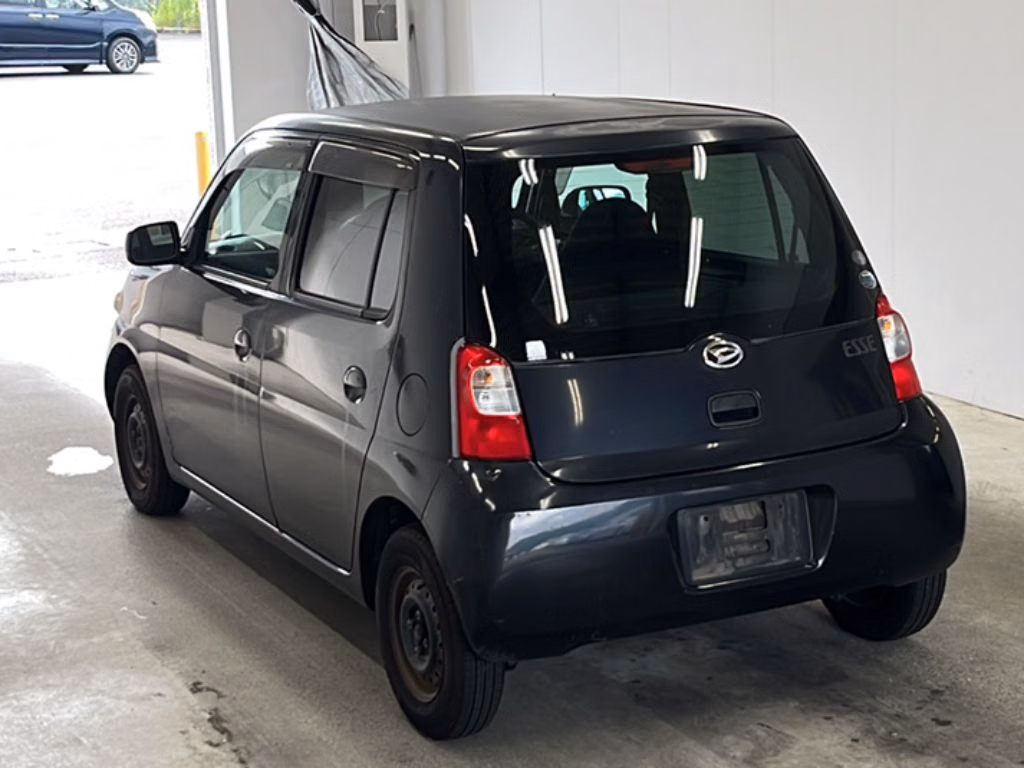 DAIHATSU ESSE