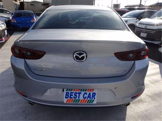 MAZDA MAZDA3
