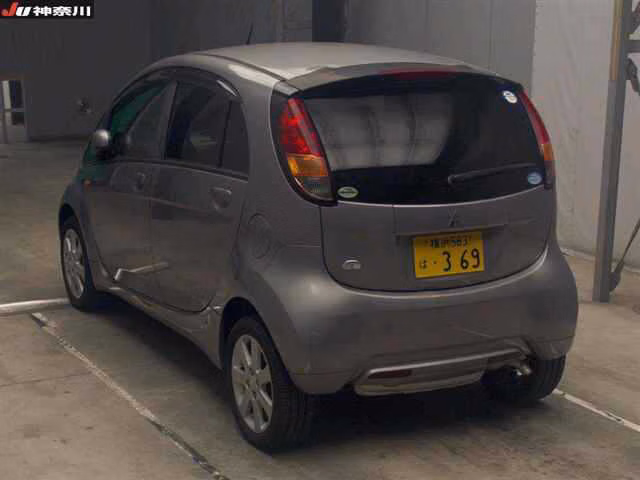 MITSUBISHI I