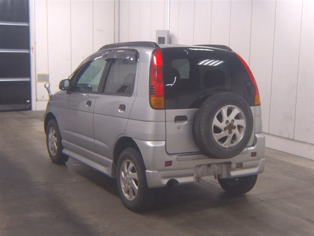 DAIHATSU TERIOS KID