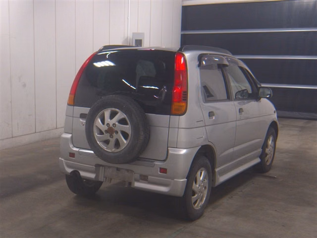 DAIHATSU TERIOS KID