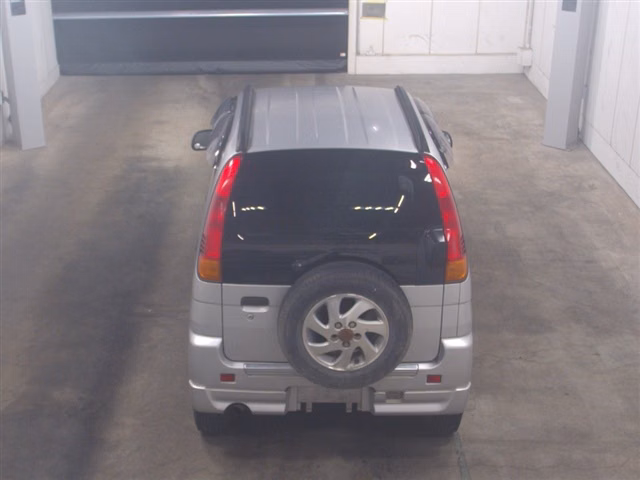 DAIHATSU TERIOS KID