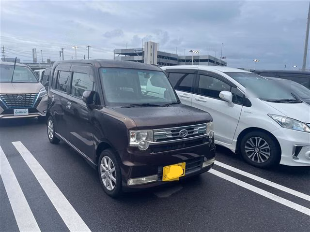 DAIHATSU MOVE CONTE