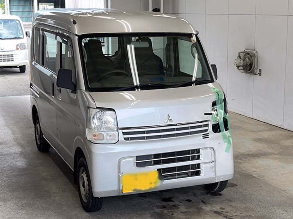 MITSUBISHI MINICAB