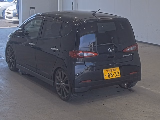 DAIHATSU SONICA