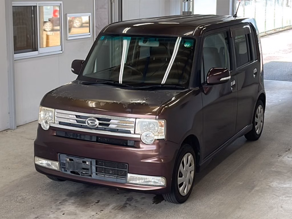 DAIHATSU MOVE CONTE