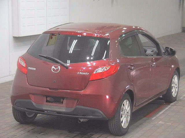 MAZDA DEMIO
