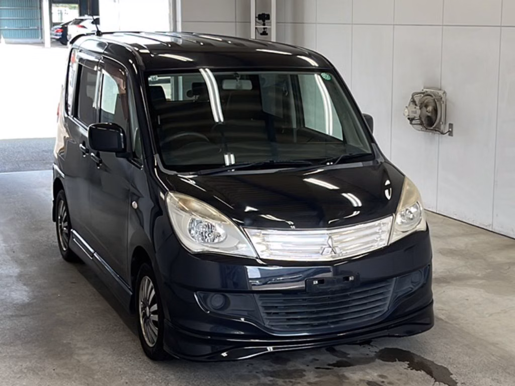 MITSUBISHI DELICA D:2
