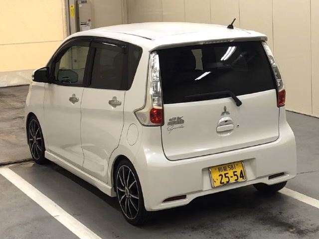 MITSUBISHI EK CUSTOM