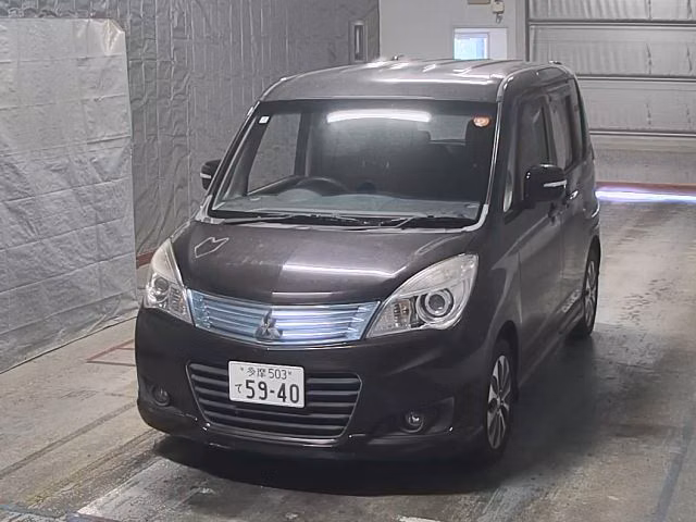 MITSUBISHI DELICA D:2