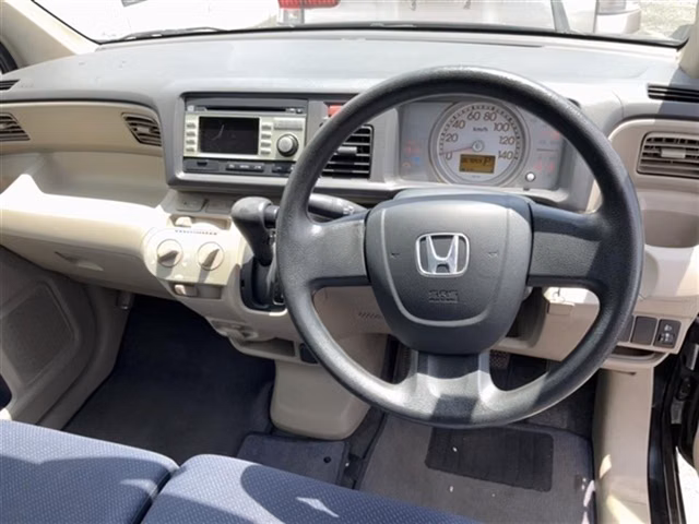 HONDA LIFE